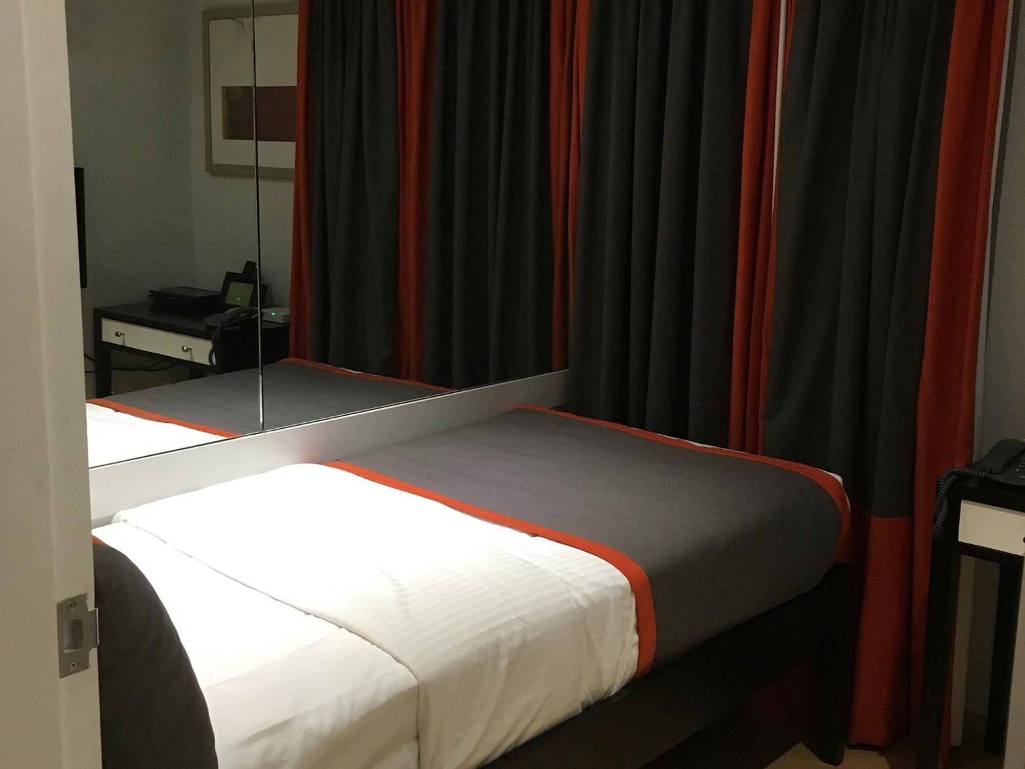 Avant Serviced Suites - Personal Concierge Manila Esterno foto